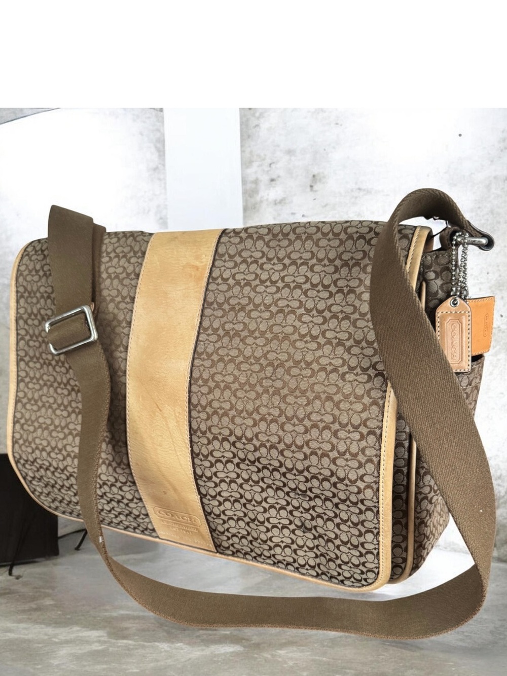 COACH SIGNATURE LARGE MESSENGER BAG COMPLETE SET